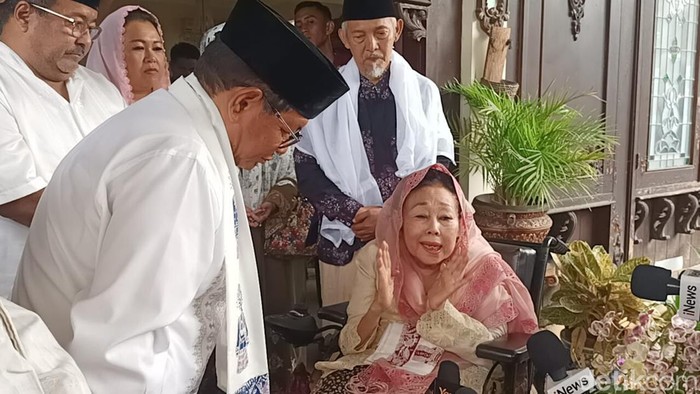 Pramono Anung-Rano Karno silaturahmi ke rumah Sinta Wahid