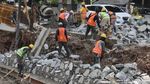 Progres Terkini Perbaikan Turap Kali di Utan Kayu Jaktim