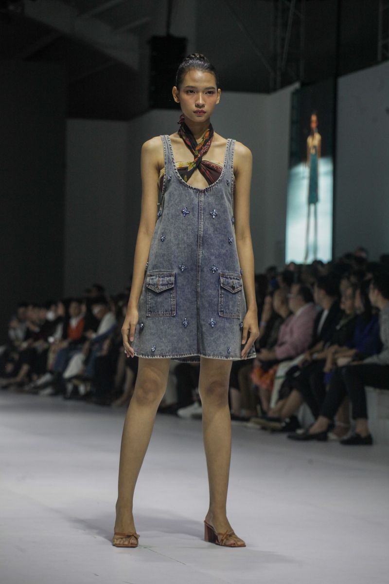 VOTUM Heritage by Cristina Panerese & Sebastian Gunawan di Jakarta Fashion Week 2025