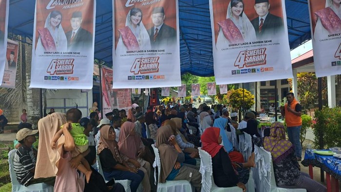 Warga di Kabupaten Halmahera Tengah antusias mengikuti kampanye terbatas pasangan calon dubernur dan wakil gubernur Maluku Utara, Sherly Tjoanda-Sarbin Sehe.