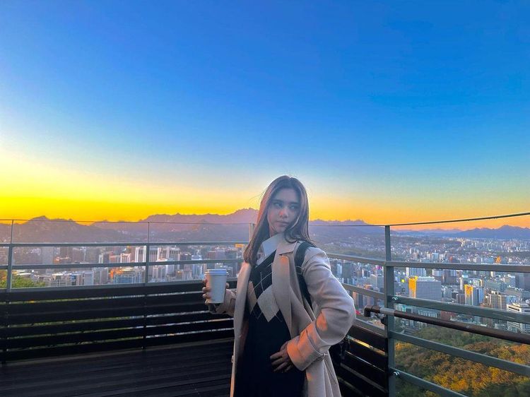 Potret Ziva Magnolya Kulineran Seru di Luar Negeri