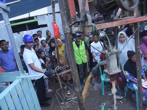 Seto-Kiki Janji Tangani Masalah Air Bersih Warga di Makassar