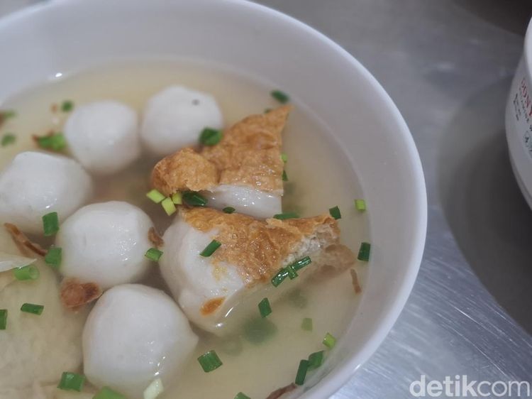 Kenyal Lembut Bakso Ikan Teochew Autentik di Gading Serpong