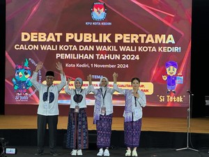 Saling Adu Gagasan dan Program Kerja Warnai Debat Pilwali Kediri