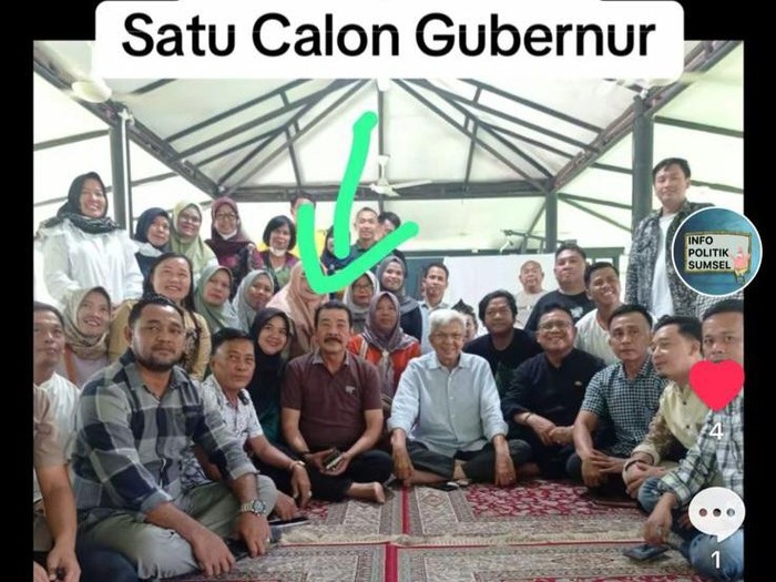 Foto Kadinsos Sumsel dengan salah satu cagub beredar di media sosial