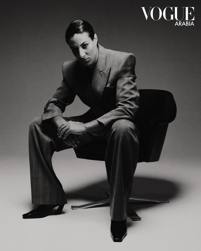 “Pelatihku, Mohamed Chaoua, selalu mengatakan kepadaku bahwa suatu hari aku akan menjadi juara Olimpiade. Ia mengajarkan aku tentang pentingnya dan nilai dari hal itu. Aku berkorban di banyak bidang – dalam kehidupan pribadi, pendidikan. Aku melakukan segalanya untuk mencapai puncak,” kata Imane. Foto: Instagram Vogue Arabia