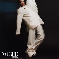 Dikatakan jika momen tersebut merupakan hasil dari kerja keras dan masa lalunya yang tidak mudah. “Aku berjualan roti di pinggir jalan, dan mengumpulkan plastik, aluminium, dan besi untuk menabung agar bisa pergi ke tempat latihan dan kembali,” kenangnya.  Foto: Instagram Vogue Arabia