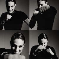 Dalam wawancaranya dengan Vogue Arabia, wanita 25 tahun itu pun mengungkap curhatnya setelah Olimpiade yang membuatnya jadi sorotan. Diakui Imane, bahwa kontroversi tentang gendernya ketika itu adalah pengalaman yang sangat berat.  “Aku mampu mengatasi semua itu berkat keyakinanku kepada Tuhan, kepada diri saya sendiri, dan impianku. Tanpa tantangan seperti itu, aku tidak akan pernah menjadi juara,” ujarnya. Foto: Instagram Vogue Arabia