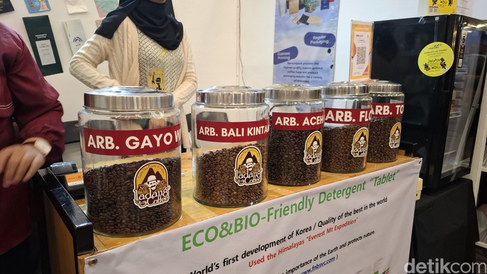 Merayakan Kopi Lokal hingga Sosok Berjasa untuk Kopi Indonesia di Jacoweek