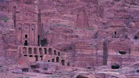 Kota Petra merupakan saksi sejarah Kaum Tsamud yang dihancurkan oleh Allah SWT setelah menolak dakwah Nabi Saleh Alaihis Salam. Foto: Jean-Jacques Gelbart/whc.unesco.org