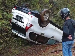 Minibus Vs Pikap di Sorowako Luwu Timur, 3 Orang Luka-luka