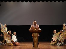 Buka Hari Wayang Dunia, Menbud Fadli Zon: Wayang Bukan Sekadar Tontonan