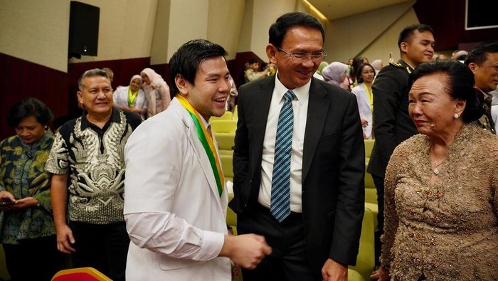 Ahok hadiri prosesi angkat sumpah dokter Nicholas Sean..