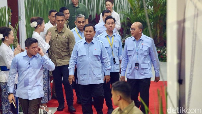 Presiden Prabowo Subianto menghadiri deklarasi Gerakan Solidaritas Nasional (GSN). Deklarasi itu dilakukan di Indonesia Arena, GBK, Jakarta.