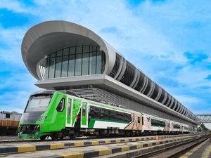 Jadwal KA Bandara Adi Soemarmo-Madiun Beserta Rute dan Harga Tiketnya