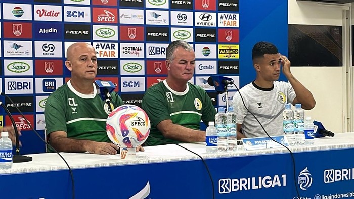 Sesi jumpa pers PSS Sleman jelang menghadapi Persis Solo, Sabtu (2/11/2024).