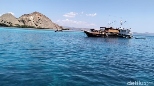 Perairan Taman Nasional Komodo yang menjadi salah satu spot memancing. (Ambrosius Ardin/detikBali)