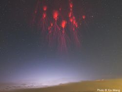 Karya Pemenang Fotografi Cuaca 2024, Ada yang Diambil di Indonesia