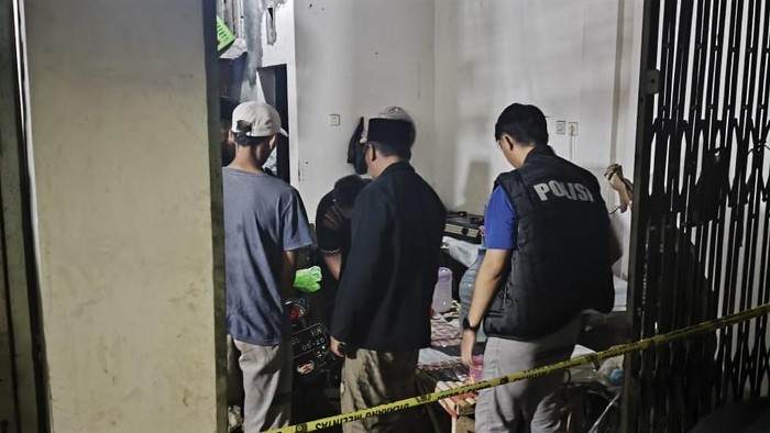 anak bunuh bapak di Jember