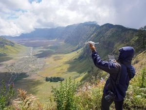 Kronologi Terkuaknya 59 Titik Kebun Ganja di Bromo Lewat Drone