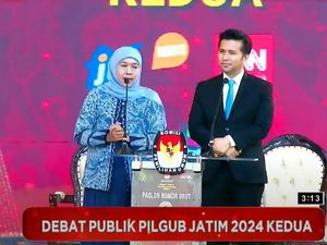 Khofifah-Emil Bicara Prestasi dan Keberhasilan saat Sampaikan Visi Misi