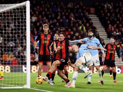 Haaland tercatat melakukan 6 big chances missed alias enam kali gagal menuntaskan peluang emas. Salah satunya sepakannya di depan gawang Bournemouth yang kosong gagal! (Getty Images)