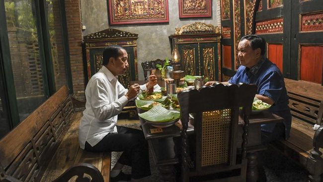 5 Fakta Prabowo dan Jokowi Makan Malam Berdua di Solo