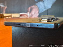 Unboxing Infinix Hot 50 Pro Plus: HP Tipis Harga Rp 2 Jutaan