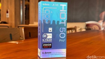 Inilah Infinix Hot 50 Pro Plus. Foto: Adi Fida Rahman/detikINET