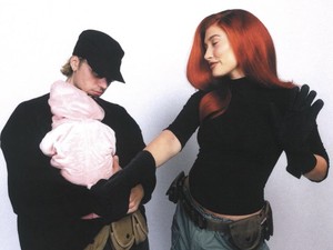 Kostum Unik Hailey & Justin Bieber di Halloween 2024, Bayinya Jadi Tikus