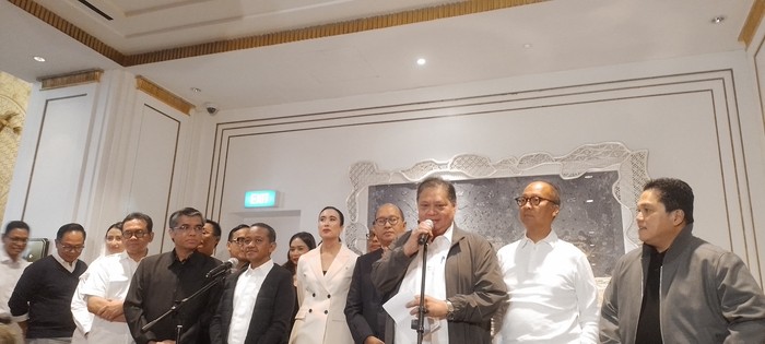 Para Menteri di Rapat Koordinasi Program Quick Win