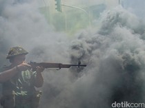 Aksi Pertempuran di Parade Surabaya Juang 2024