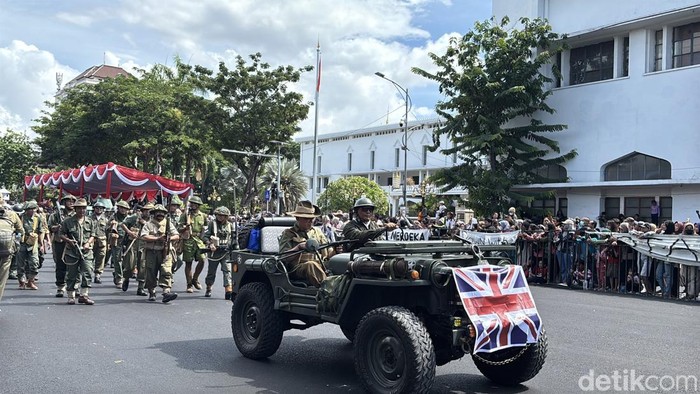 Parade Juang Surabaya Kembali Digelar, Semarakkan Peringatan Hari Pahlawan