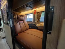 Mau Naik Sleeper Bus Jakarta-Surabaya? Segini Tiket Terbaru 2025
