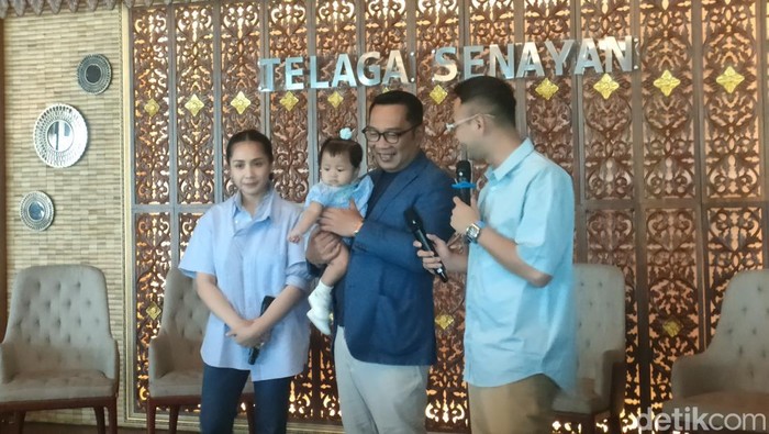 Raffi-Nagita mengaku terinspirasi dari Ridwan Kamil soal mengadopsi anak (Dwi Rahmawati/detikcom)