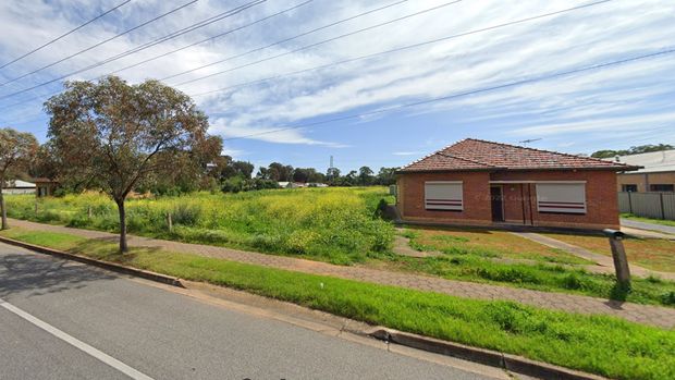 Tanah dan Rumah Keluarga Miliado di Adelaide, Australia