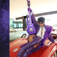 Bentuk penghormatan Beyonce untuk Prince mengingatkan pada kolaborasi fenomenal mereka di panggung Grammy Awards 2004. Mereka melantukan lagu dari hits masing-masing, seperti Purple Rain dan Crazy in Love. (Foto: Instagram/@beyonce)