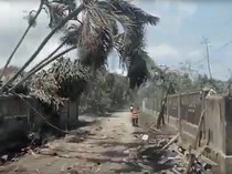 Video: Gunung Lewotobi Laki-laki Erupsi, Warga Diminta Jauhi Radius 7 Km