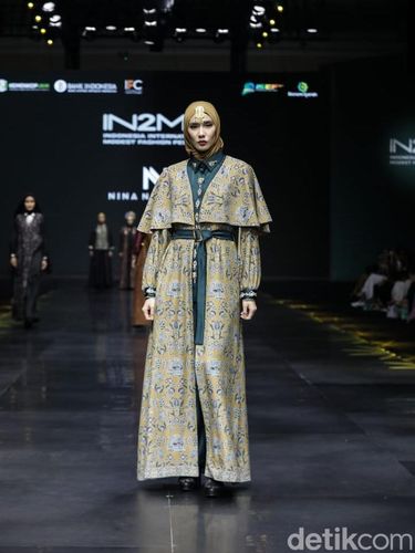 Desainer Nina Septiana mengeluarkan koleksi yang terinspirasi dari kebudayaan Aceh bertajuk Peuhaba.