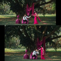 Jika sebelumnya foto prewedding yang dibagikan Febby berlatar di sebuah pantai dengan busana kompak berwarna putih, kali ini pemotretan preweddingnya itu tampak didominasi dengan warna fuschia. Foto: Instagram/@febbyrastanty