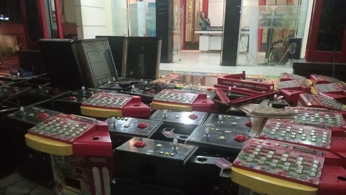 Gudang penyimpanan mesin judi yang digerebek. (Dok. Polda Sumut)