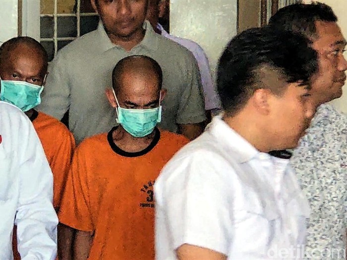 Gunawan Sadbor di Kantor Polisi