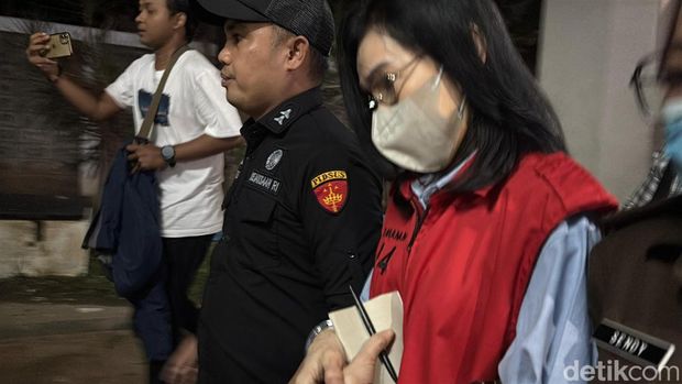 Ibu Ronald Tannur tersangka suap