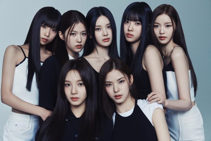 izna Girlband izna siap debut November 2024.