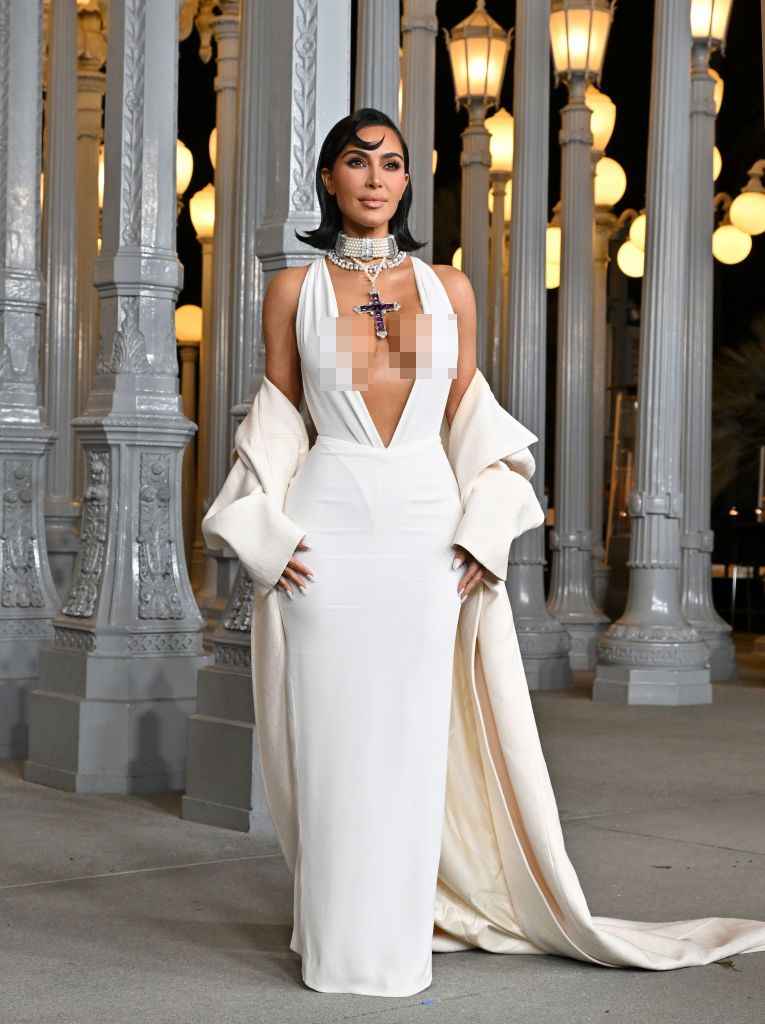 LOS ANGELES, CALIFORNIA - NOVEMBER 02: Kim Kardashian attends the 2024 LACMA Art+Film Gala at Los Angeles County Museum of Art on November 02, 2024 in Los Angeles, California. (Photo by Axelle/Bauer-Griffin/FilmMagic)