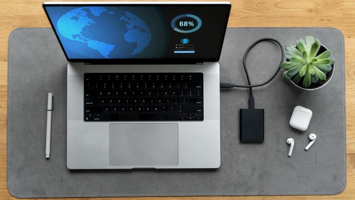 Ilustrasi laptop