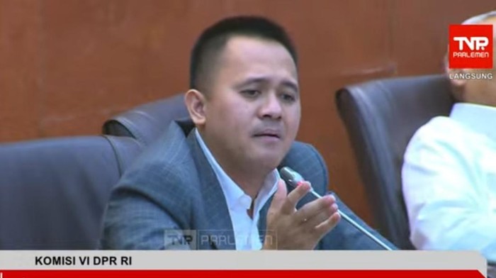 Legislator PDIP Mufti Anam