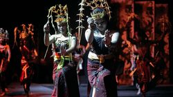 Mengenal Tradisi Suku Dayak Maanyan Melalui Gemerincing Galang Mengenal Tradisi Suku Dayak Maanyan Melalui Gemerincing Galang