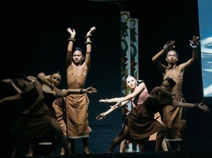 Suku Dayak, Penduduk Asli Kalimantan