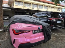 Sedan Pink yang Dipakai Koboi Banyuwangi Todong Jukir Disita Polisi